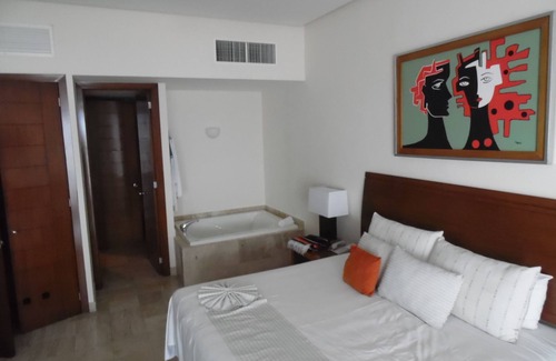 Isla Iguana Resort | Grand Mayan 1 Bedroom