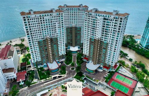 South Hotel Zone Apartment | Grand Venetian, Ocean front condo By Valléra Homes