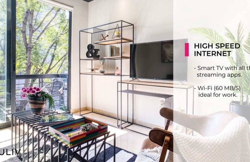 Colonia Cuauhtemoc Apartment | Great 2BR Apt with a Pvt Balcony | Gym+Rooftop+Grill