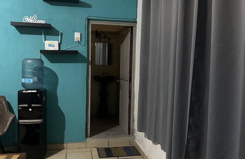 Minerales House | Habitación Cerca del Aeropuerto