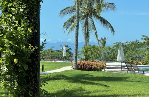 Punta de Mita Condo | Hacienda de Mita premier golf membership, newly remodeled, mexican contemporary.