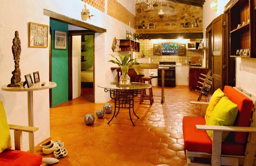 Las Glorias House | Hacienda Tabachines/Tropical Mexican Space. (Eco - Habitat)