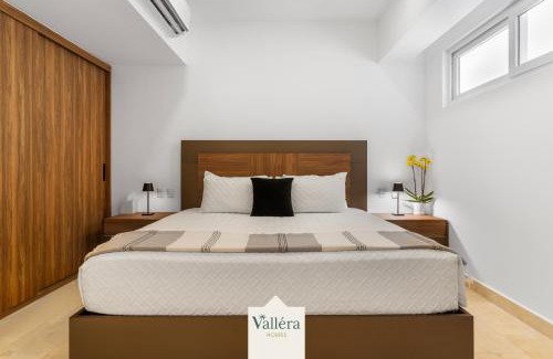Las Glorias Apartment | Harbor 171, Breathtaking Views