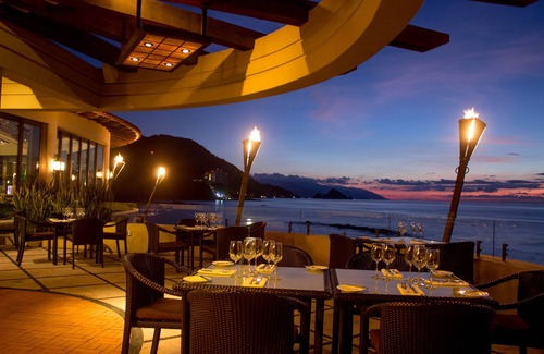 Puerto Vallarta Condo | Holiday special 5 Star Garza Blanca Preserve Resort & Spa Beachfront 1 BDR Condo