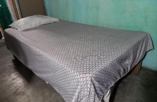 Colonia 5 de Diciembre Hostel | Hostal Bravo Vallarta