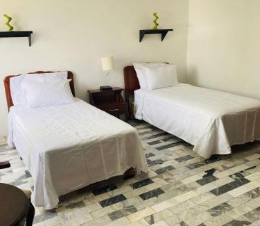 Providencia Hostel | Hostal Guadalajara Cosmopolitan Providencia