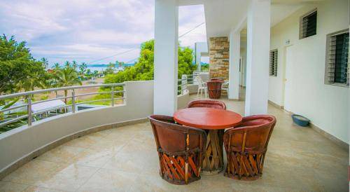 Rincon de Guayabitos Hotel | Hotel ∙ 6 guests
