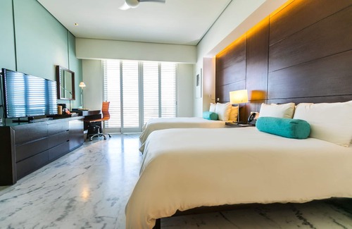 Puente del Mar Resort | Hotel Palacio Mundo Imperial