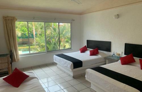 Manzanillo Hotel | Hotel Parotas Manzanillo