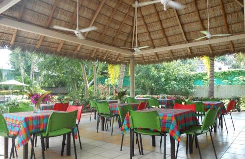 Manzanillo Hotel | Hotel Parotas Manzanillo