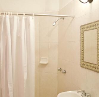 Emiliano Zapata Hotel | Hotel Posada De Roger - Near Los Muertos Beach