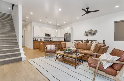 Bloomington House | House ∙ 4 bedrooms ∙ 14 guests