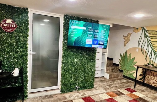 Colonia 5 de Diciembre Apartment | Industrialized Beachside 1-bedroom apartment with AC, WiFi in Puerto Vallarta