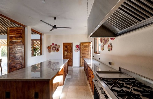 Barra de Colotepec House | Isla Neptuno-Villa In Puerto Escondido