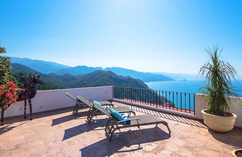 Conchas Chinas Villa | Large private luxury villa with stunning views at upper side of Conchas Chinas