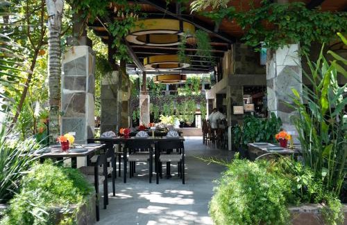 La Garita Hotel | Las Jaras Aguas Termales