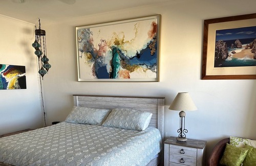Zona Hotelera Condo | LM BB2-Spectacular, True Beachfront/Oceanfront 2BR and 2BA Condo- Right on the Beach!