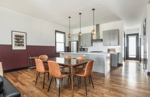 Hope Gardens Apartment | Loretta by AvantStay | Beautiful 4BR Condo in Heart of Nashville