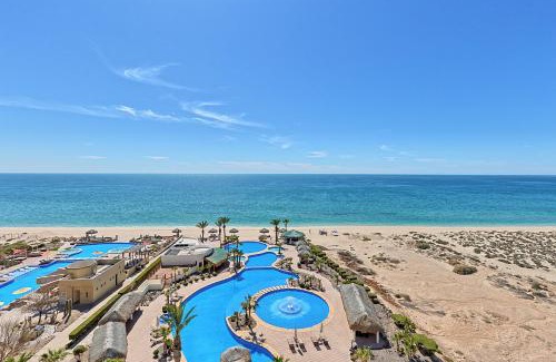 Puerto Penasco Apartment | Luna Blanca 702 by Kivoya