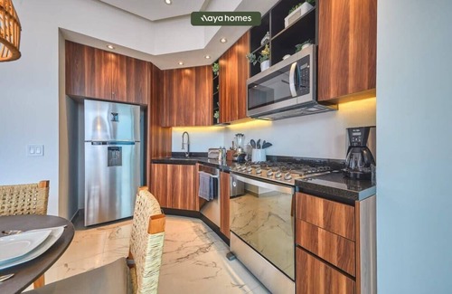 Emiliano Zapata Apartment | Luxurious 1BR Condo in Zona Romantica - Pool