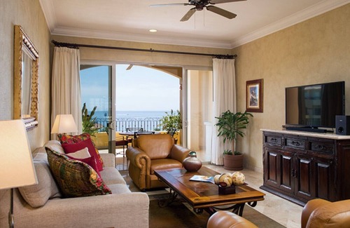 Los Cabos Resort | Luxurious 2 Bedroom Condo on El Medano Beach - Villa La Estancia