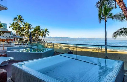 North Hotel Zone Apartment | LUXURIOUS APARTMENT TORRE ICON PUERTO VALLARTA