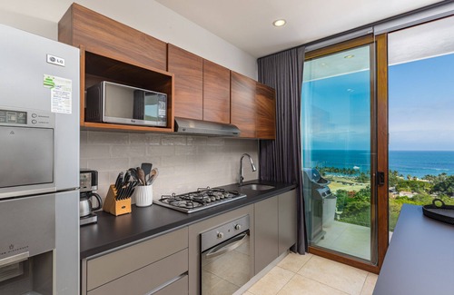 La Cruz de Huanacaxtle Apartment | Luxury one bedroom studio - Alamar -with beach club and on site Pools and Gyms
