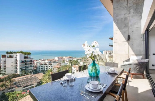 Romantic Zone House | Luxury Puerto Vallarta Penthouse in Romantic Zonenn