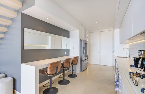 Alta Vista Apartment | Luxury SohoPV PH5 Ocean Views, heated Rooftop Pool