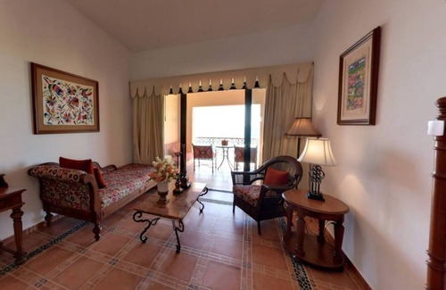 Los Cabos Apartment | Master One Bedroom at Hacienda Encantada