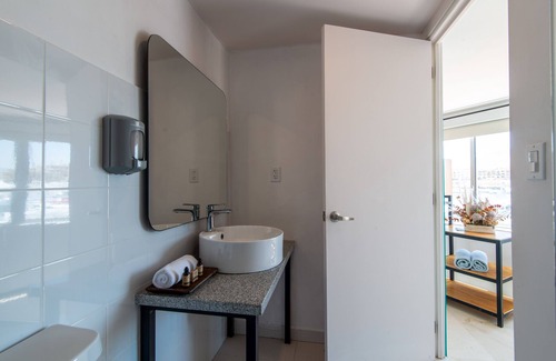 Marina Hostel | Mayan Monkey Los Cabos | Social Hotel