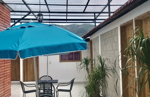 De Mexicanos House | Motel ∙ 8 guests