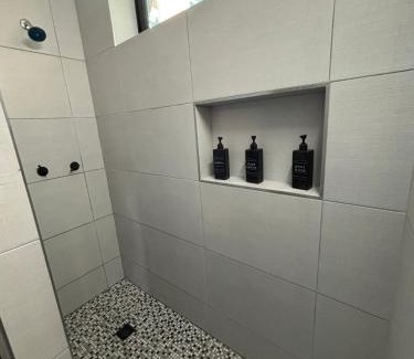 Alta Vista Apartment | Newly Renovated Studio B2 with Patio Sleeps 2