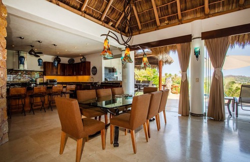 North End House | Ocean views, breathtaking sunsets, gorgeous villa