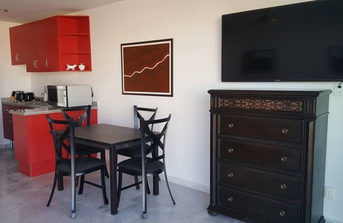 Flamingos Condo | Oceanfront Aria Ocean - Sleeps family of 4