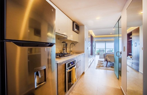 Las Glorias Condo | Oceanfront w/Pool, Hot Tub & Gym