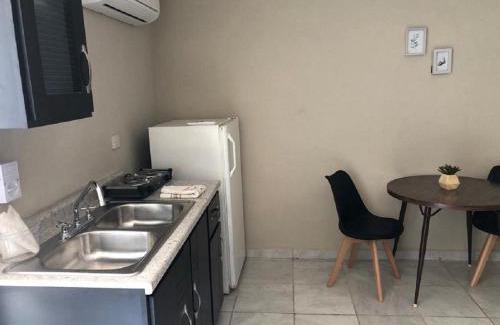 Mazatlan House | Olímpica - Mini Room Plata - 5 Min Malecón