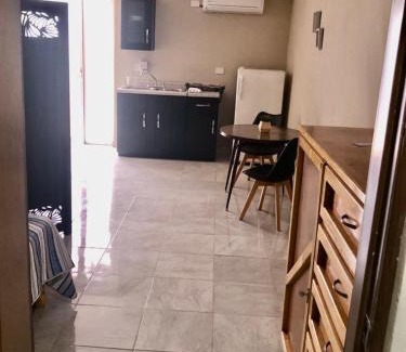 Mazatlan House | Olímpica - Mini Room Plata - 5 Min Malecón