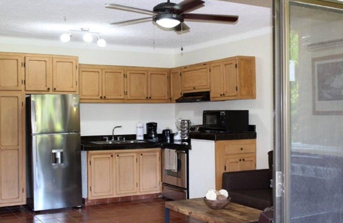 El Medano Ejidal Condo | one block to medano beach , 2 blocks to the Cabo Marina & Downtown Cabo
