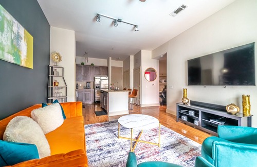 Astrodome Apartment | PackHouse NRG/MED Center