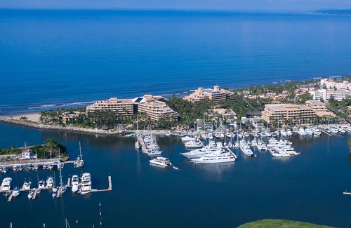 Nuevo Vallarta Hotel | Paradise Village
