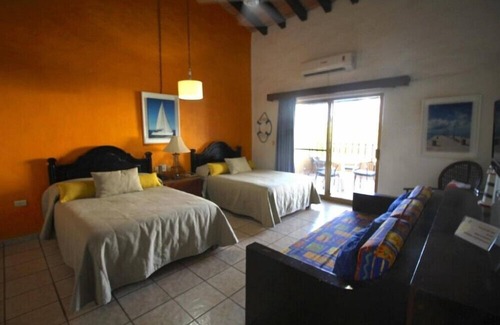 South Hotel Zone Hotel | Park Royal Los Tules Cozy Studio with Private Balcony
