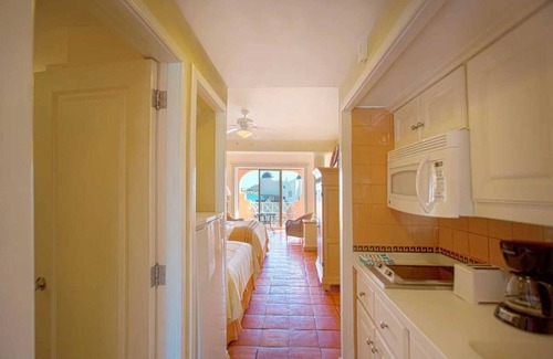 Ampliacion Juarez Resort | PB Rose' Owner Studio Suite, Request Dates