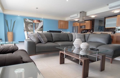 North Hotel Zone Condo | Peninsula- Puerto Vallarta- Oceanfront Paradise 3 Bdrm from $999/week
