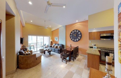 Emiliano Zapata Condo | Penthouse in Rivera Molino One Block from the Beach 3BD Penthouse for rent in Ol