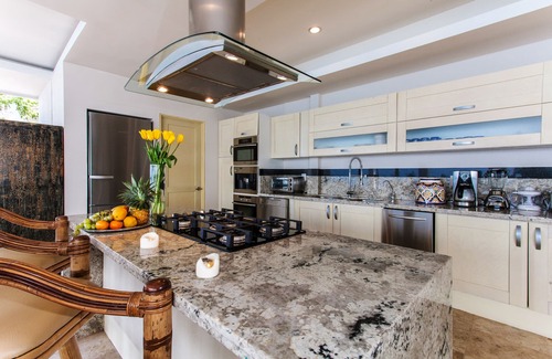 Amapas Condo | Penthouse with unbeatable views on Los muertos beach