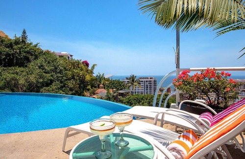 Alta Vista Villa | Please Inquire Before Booking – Luxury Villa