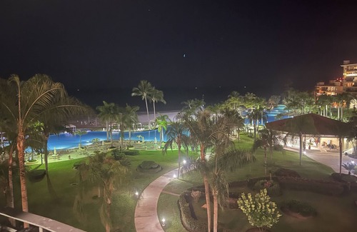 Marina Vallarta Apartment | PUERTO VALLARTA WATERFRONT BAY VIEW GRAND