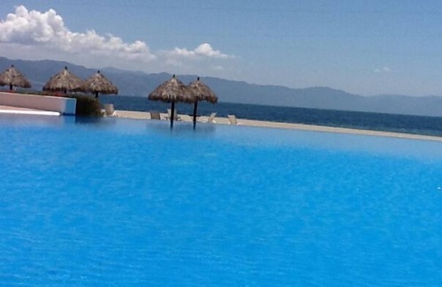 Marina Vallarta Condo | Puerto Vallarta Luxury Beachfront Paradise at Shangri La