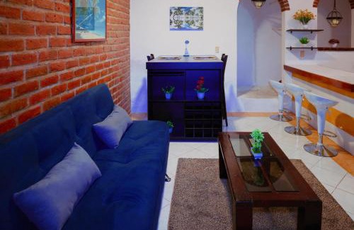 Romantic Zone Apartment | Queen GrandiaHouse